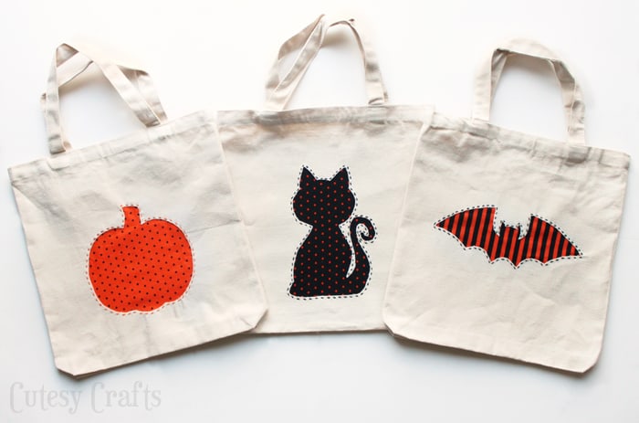 https://www.feltwithlovedesigns.com/wp-content/uploads/2019/09/Easy-Trick-or-Treat-Bag-Pattern-to-Sew-3-Halloween-bag-free-patterns.jpg
