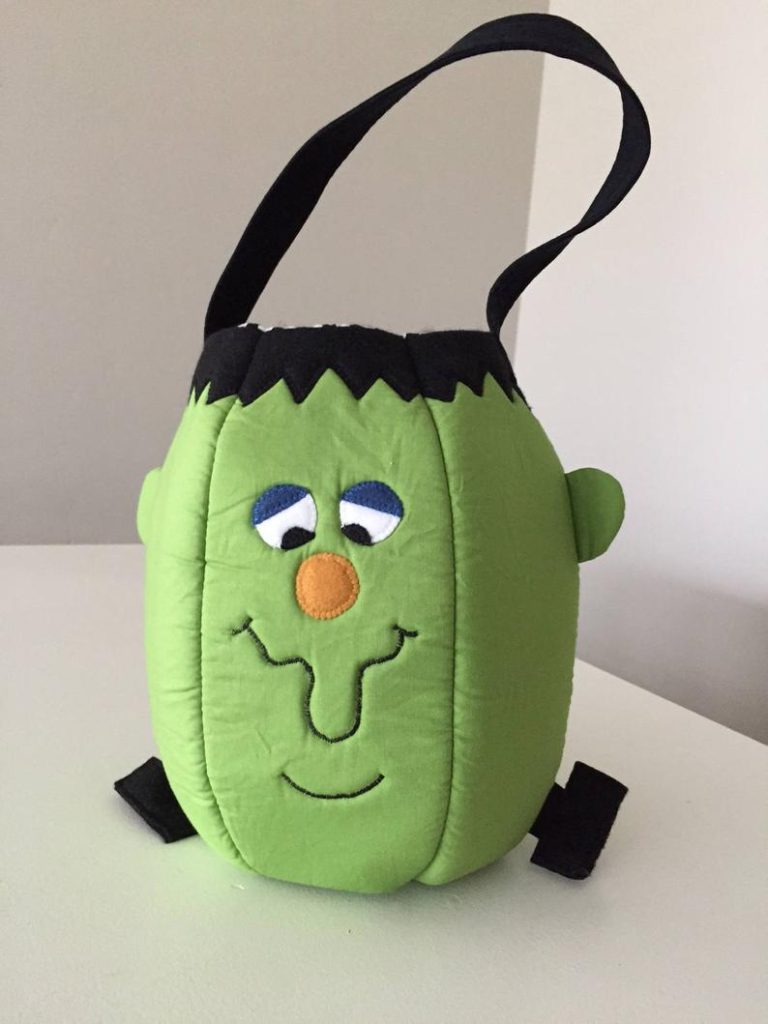 easy-trick-or-treat-bag-patterns-to-sew-felt-with-love-designs